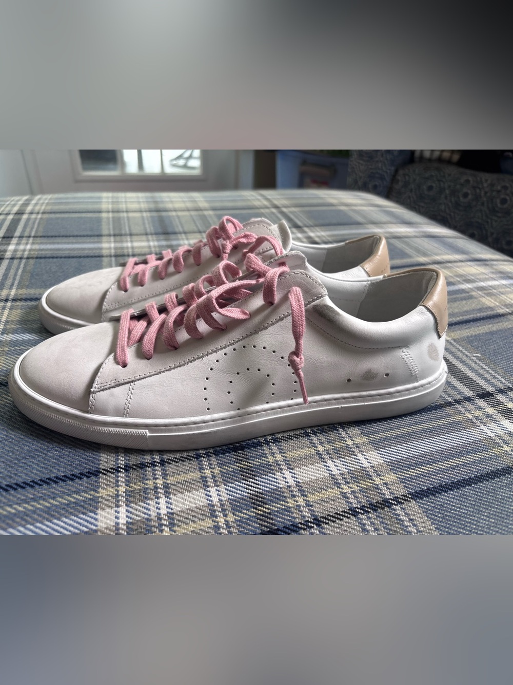 Women's OLIVER CABELL LOW 1 White and Pink BELMONT Sneakers